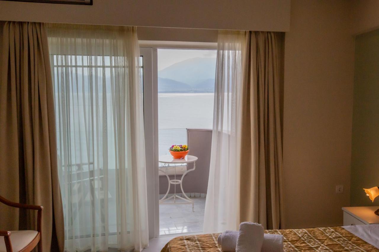 Goldenbeach Nafpaktos Exterior photo